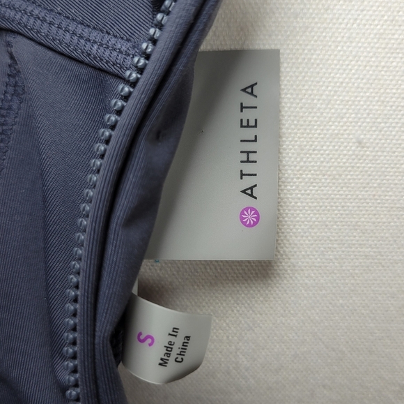 Athleta Gray 1/4 Zip Sleeveless Tank Top Size Small - Picture 9 of 10